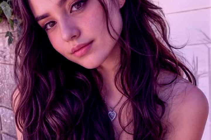 Eleanor, 31, a red hazel-eyed middle eastern companion based in Nanyuemiao. Offering Deep French Kissing, Tantra, 69. Available for incall and outcall, day a...
