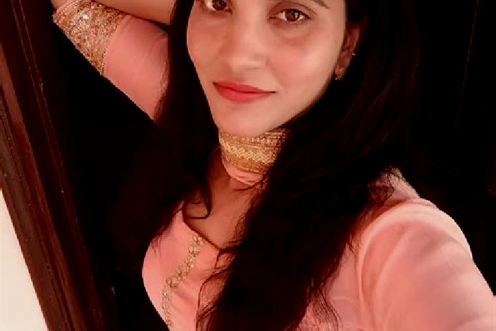 Eleanor, 31 — Escort in Samalkha, India