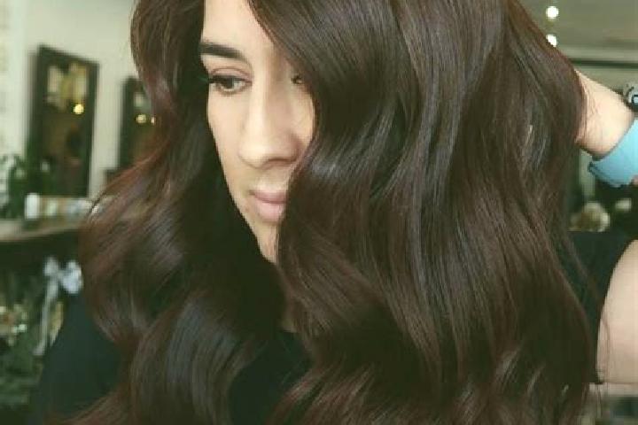 Eleanor, 32, a auburn dark-eyed middle eastern companion based in Ito. Offering CIM, Party Girl, BDSM, Roleplay. Available for incall and outcall, day and ev...