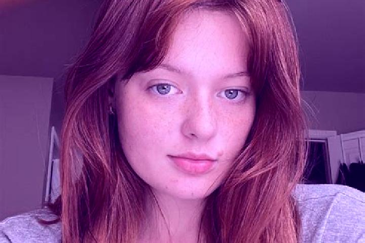 Eleanor, 32, a auburn hazel-eyed caucasian companion based in Mirandopolis. Offering Girlfriend Experience, CIM, Duos. Available for incall and outcall, day ...