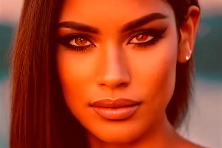 Eleanor, 32, a black dark-eyed latina companion based in Lianhecun. Offering Massage, GFE, BDSM. Available for incall and outcall, day and evening dates.
