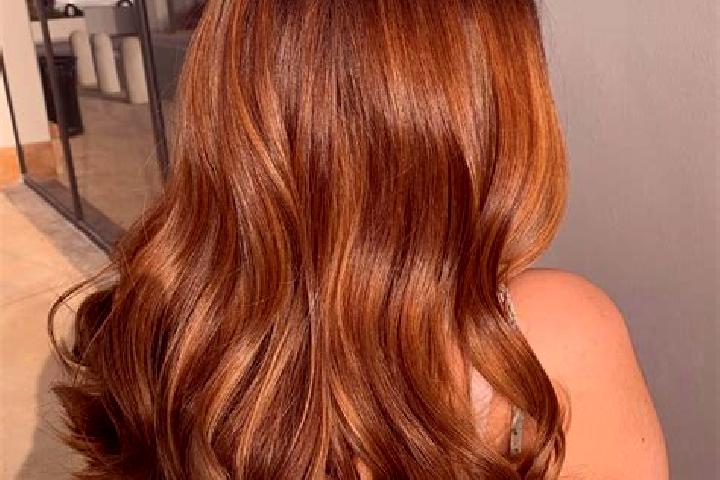 Eleanor, 32, a chestnut brown-eyed slavic companion based in Heidelberg. Offering Duos, Dinner Date, Erotic Massage, GFE. Available for incall and outcall, d...