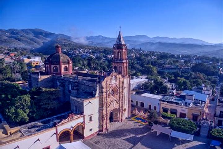 Eleanor, 32 — Escort in Alfredo V. Bonfil (Chacampalco), Mexico