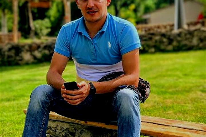 Eleanor, 32 — Escort in Kaghtsrashen, Armenia