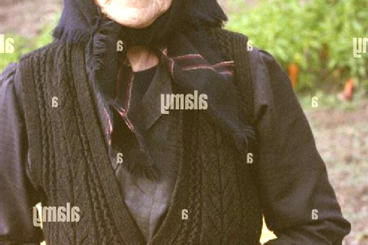 Eleanor, 32 — Escort in Stejaru, Romania