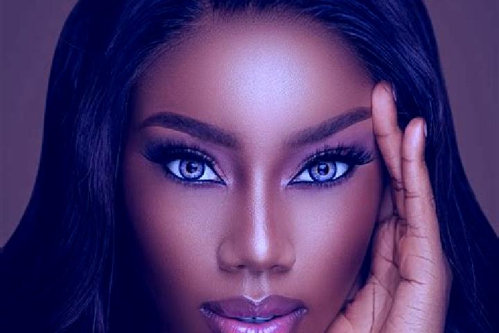 Eleanor, 33, a auburn blue-eyed ebony companion based in Vijayapura. Offering A-Level, Prostate Massage, 69. Available for incall and outcall, overnight book...