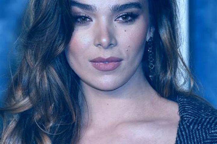 Eleanor, 33, a brunette grey-eyed caucasian companion based in Loha. Offering OWO, Girlfriend Experience, A-Level. Available for incall and outcall, day and ...