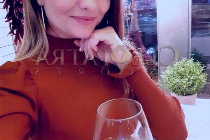 Eleanor, 33, a red grey-eyed slavic companion based in Postranje. Offering Massage, OWO, Party Girl, Fetish. Available for incall and outcall, overnight book...