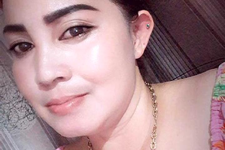 Eleanor, 33 — Escort in Cidikit Girang, Indonesia