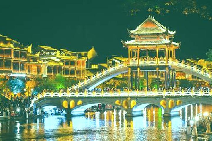 Eleanor, 33 — Escort in Fenghuangcheng, China
