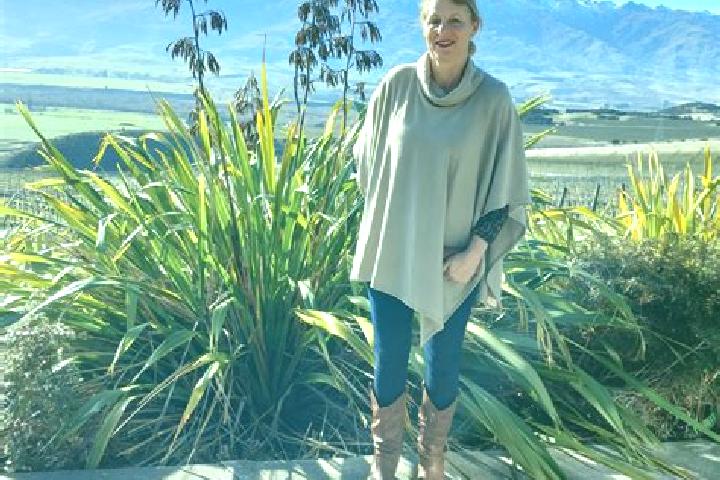 Eleanor, 33 — Escort in Hakataramea, New Zealand