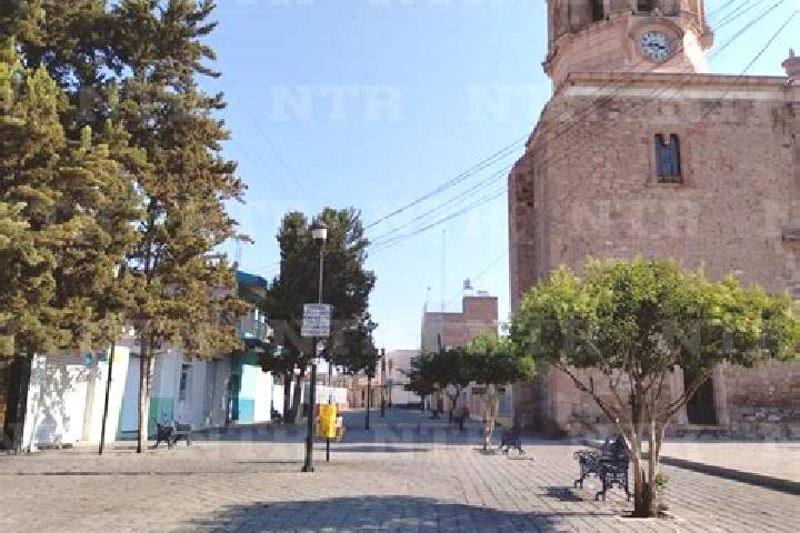 Eleanor, 33 — Escort in Luis Moya, Mexico