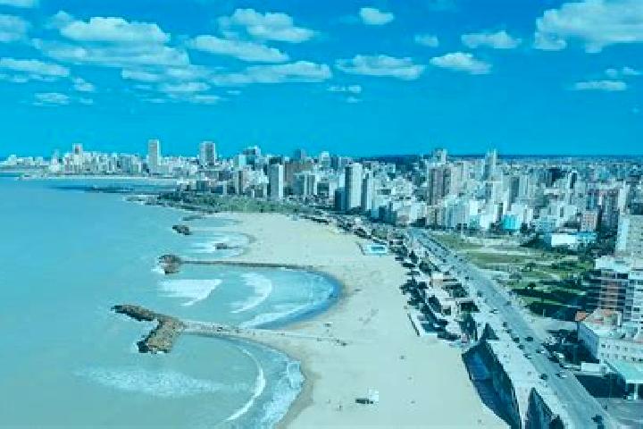 Eleanor, 33 — Escort in Mar del Plata, Argentina