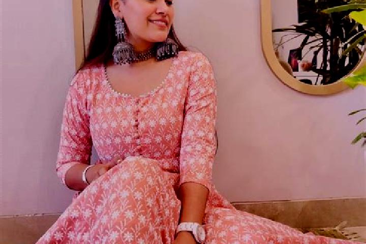 Eleanor, 33 — Escort in Mithapur, India