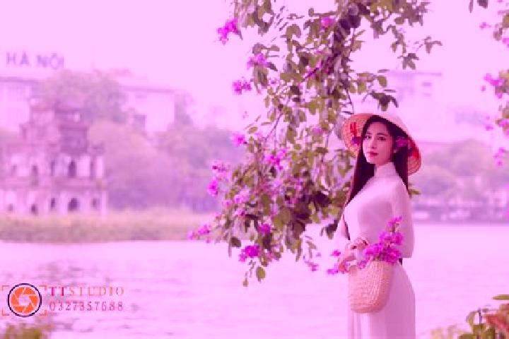 Eleanor, 33 — Escort in Yen Hoa, Vietnam