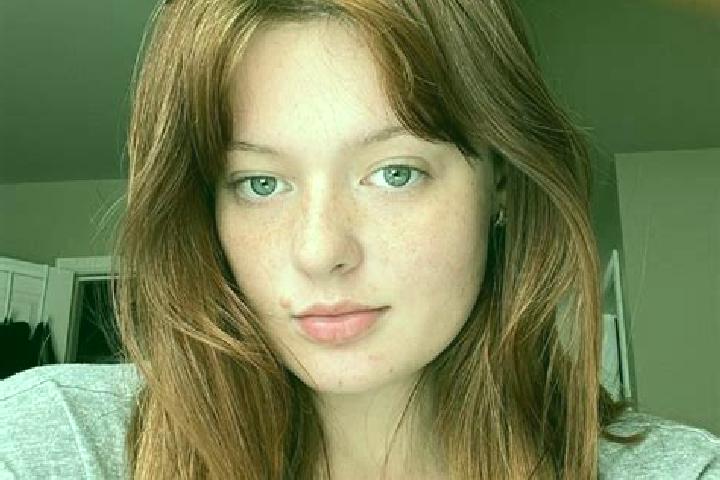 Eleanor, 34, a auburn amber-eyed indian companion based in Varatec. Offering Massage, Deep French Kissing, CIM. Available for incall and outcall, day and eve...