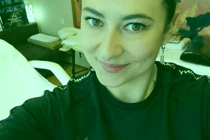 Eleanor, 34, a black amber-eyed mediterranean companion based in Piara Waters. Offering Roleplay, Tantra, Travel Companion, Fetish. Available for incall and ...