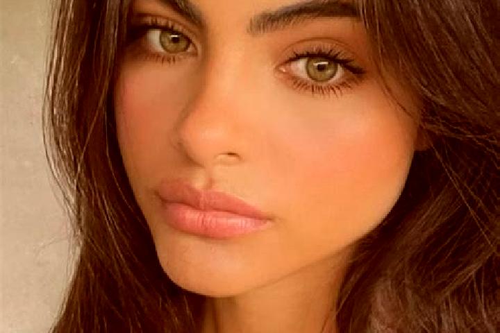 Eleanor, 34, a brunette green-eyed caribbean companion based in Julio Borges. Offering Roleplay, Girlfriend Experience, GFE, OWO, Erotic Massage. Available f...
