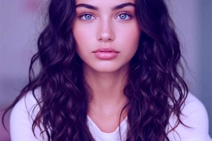Eleanor, 34, a dark blonde amber-eyed mediterranean companion based in Krutenky. Offering Massage, Striptease, Duos. Available for incall and outcall, day an...