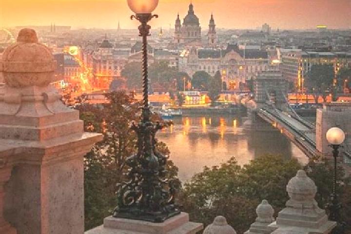 Eleanor, 34 — Escort in Almaskert, Hungary