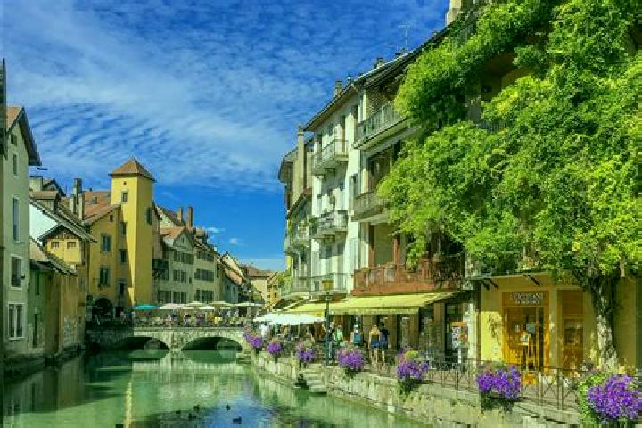 Eleanor, 34 — Escort in Asques, France