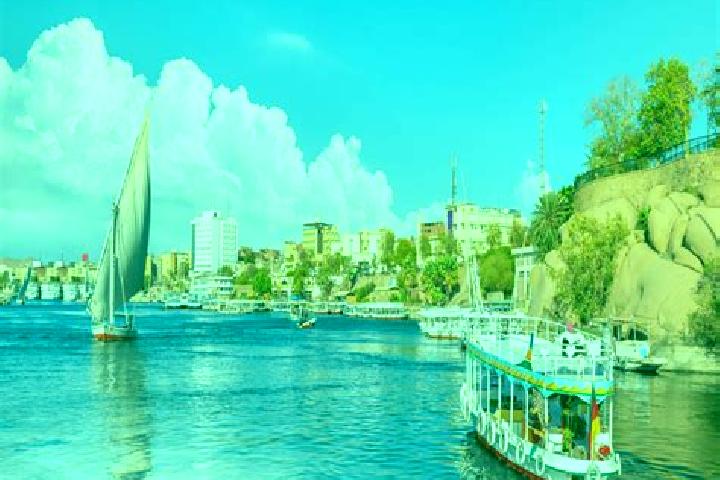Eleanor, 34 — Escort in Atfih, Egypt