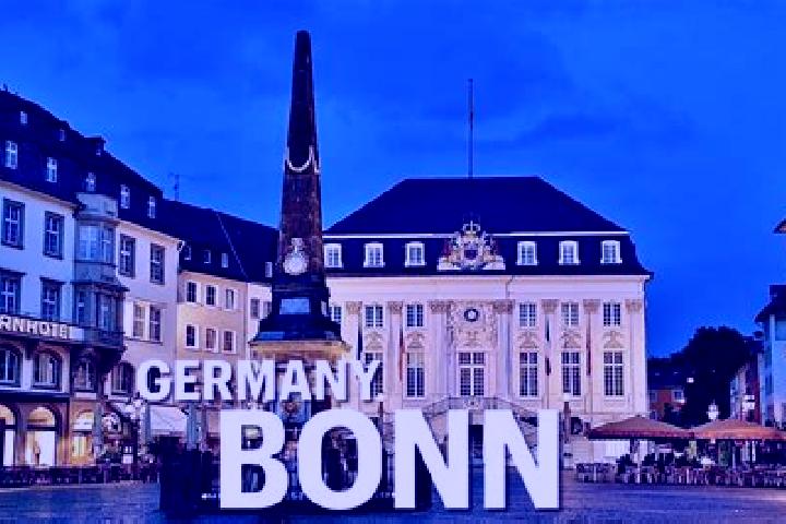 Eleanor, 34 — Escort in Bonn, Germany