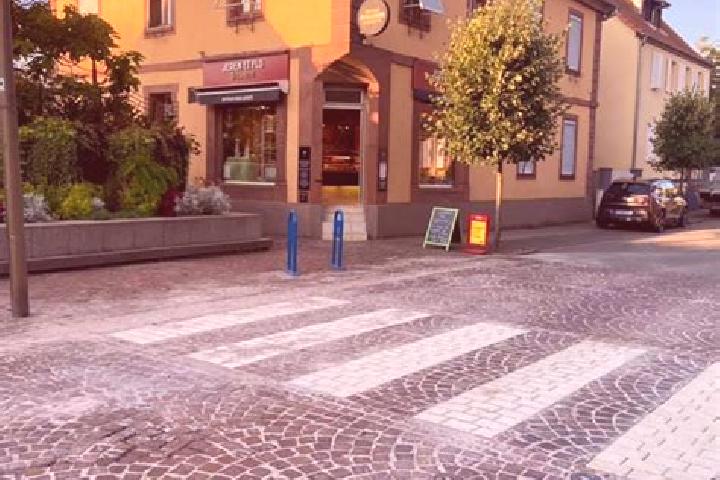 Eleanor, 34 — Escort in Gerstheim, France