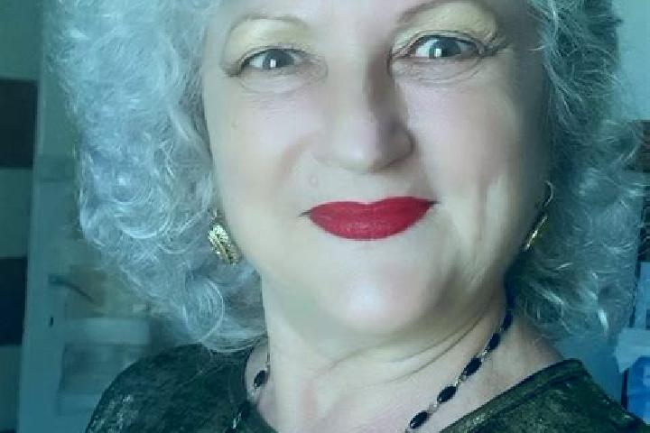 Eleanor, 34 — Escort in Milcovul, Romania