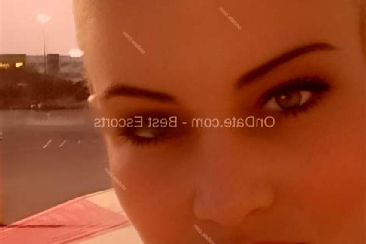 Eleanor, 34 — Escort in Ravia, United States