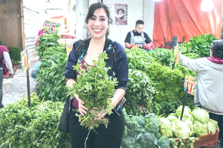 Eleanor, 34 — Escort in Santa Maria Quelites, Mexico