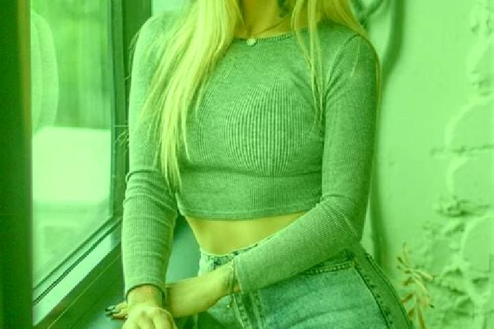 Eleanor, 34 — Escort in Sentianivka, Ukraine