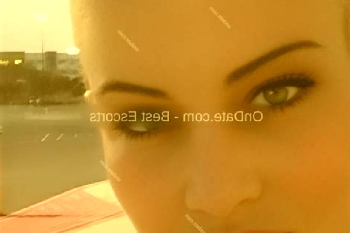 Eleanor, 34 — Escort in Touying, China