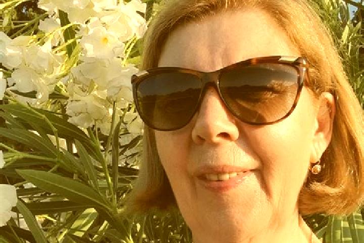 Eleanor, 34 — Escort in Valea lui Darie, Romania