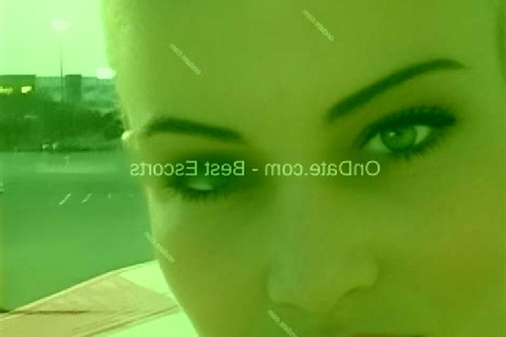 Eleanor, 34 — Escort in Wiconisco, United States