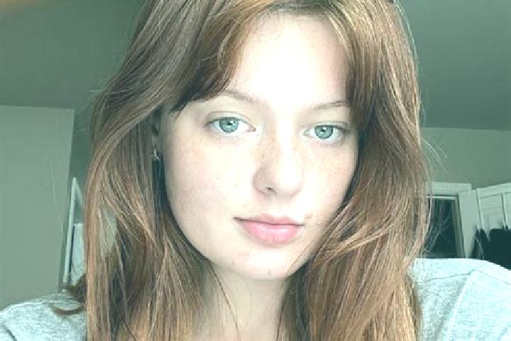 Eleanor, 35, a auburn grey-eyed mixed companion based in Zelenodolsk. Offering 69, Roleplay, Deep French Kissing. Available for incall and outcall, day and e...