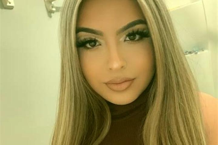 Eleanor, 35, a blonde amber-eyed latina companion based in Kiendi. Offering Roleplay, 69, Massage, Overnight. Available for incall and outcall, day and eveni...