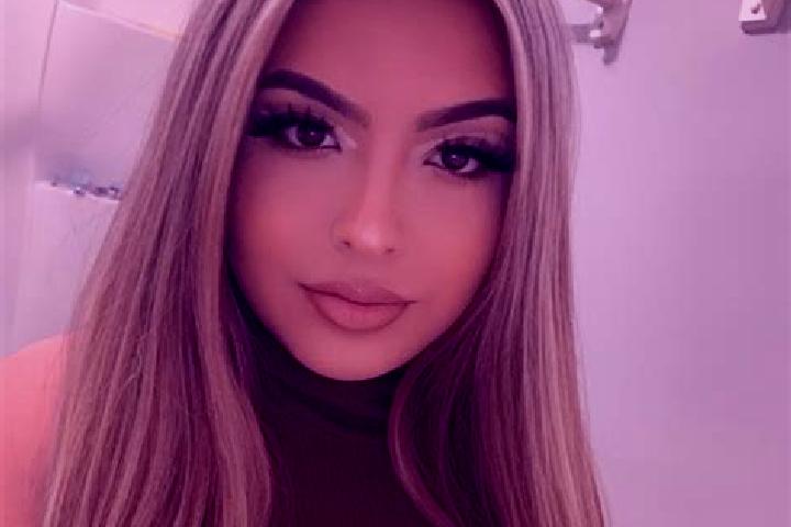 Eleanor, 35, a blonde brown-eyed latina companion based in Teuchitlan. Offering Erotic Massage, Party Girl, GFE, Striptease. Available for incall and outcall...