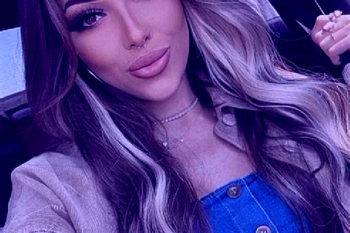 Eleanor, 35, a dark blonde brown-eyed mediterranean companion based in Vilavoorkkal. Offering Deep French Kissing, Duos, CIM, OWO. Available for incall and o...