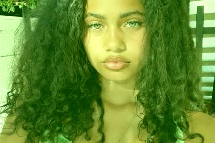 Eleanor, 35, a red green-eyed mixed companion based in Clares de Ribota. Offering Massage, Domination, Tantra, Dinner Date. Available for incall and outcall,...