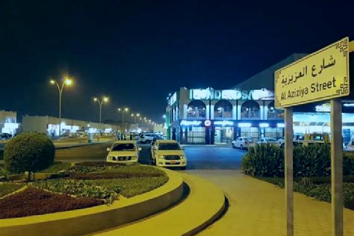 Eleanor, 35 — Escort in Al Aziziyah, Libya
