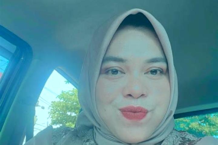Eleanor, 35 — Escort in Langara, Indonesia