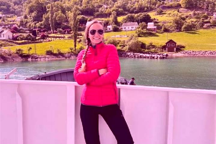 Eleanor, 35 — Escort in Skanevik, Norway