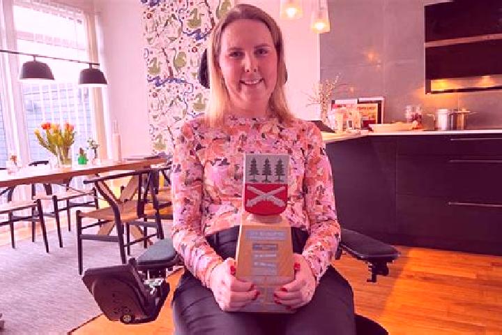Eleanor, 35 — Escort in Skillingaryd, Sweden