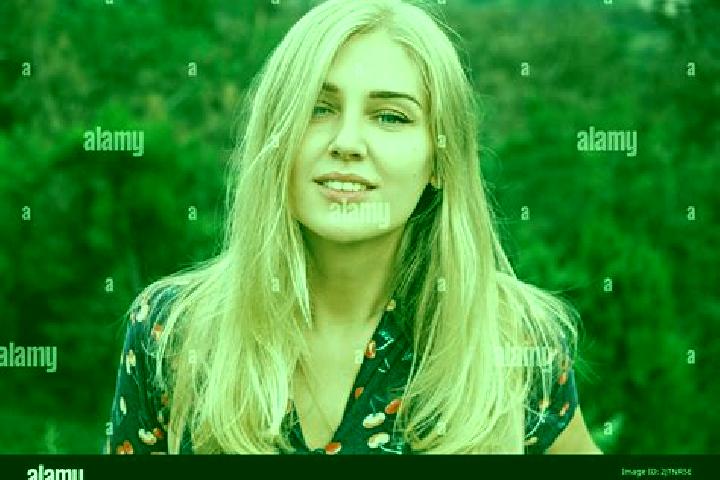 Eleanor, 36, a blonde blue-eyed middle eastern companion based in Alto Peru. Offering Duos, Girlfriend Experience, A-Level, Deep French Kissing. Available fo...