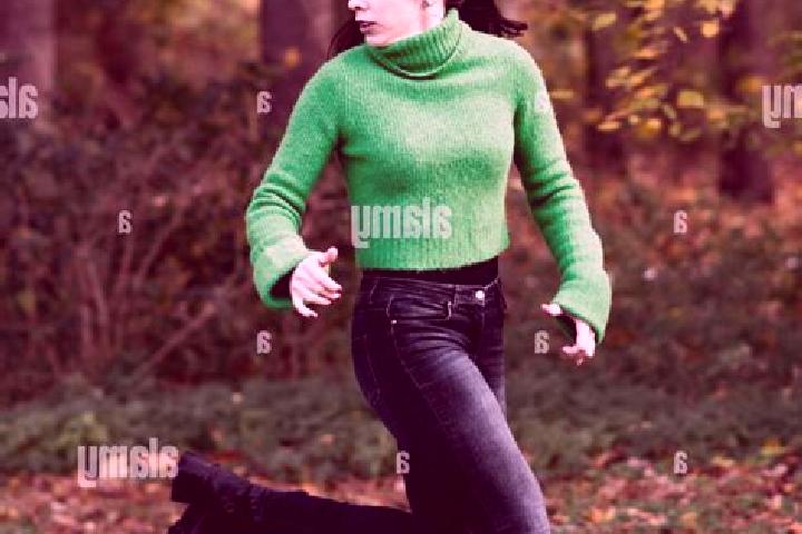 Eleanor, 36 — Escort in Brusenky, Ukraine