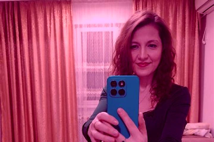 Eleanor, 36 — Escort in Cociu, Romania
