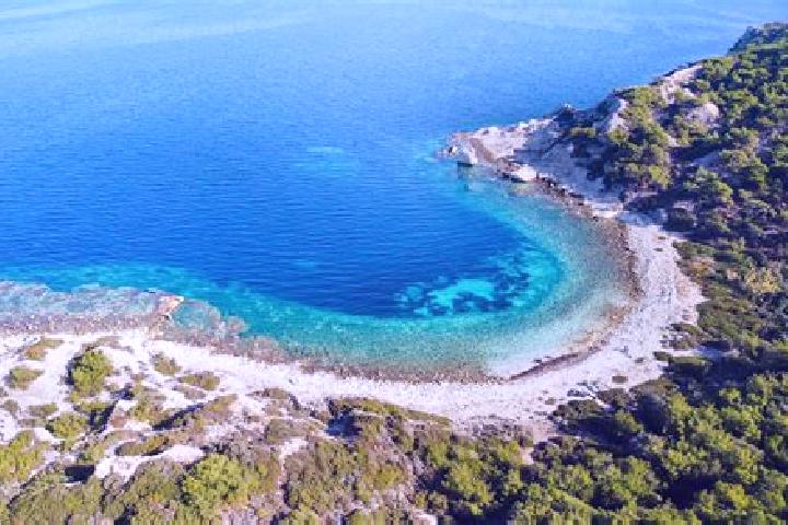 Eleanor, 36 — Escort in Foca, Turkey