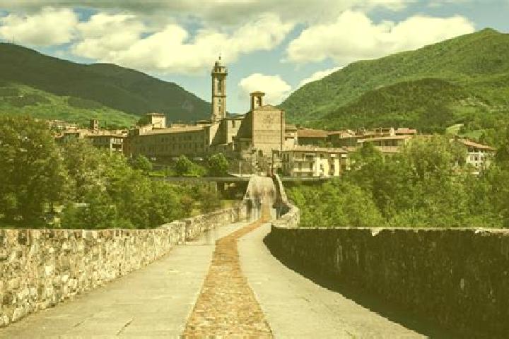 Eleanor, 36 — Escort in Gropparello, Italy