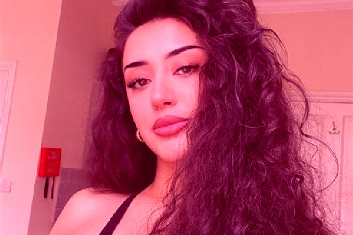 Eleanor, 36 — Escort in Kapakli, Turkey